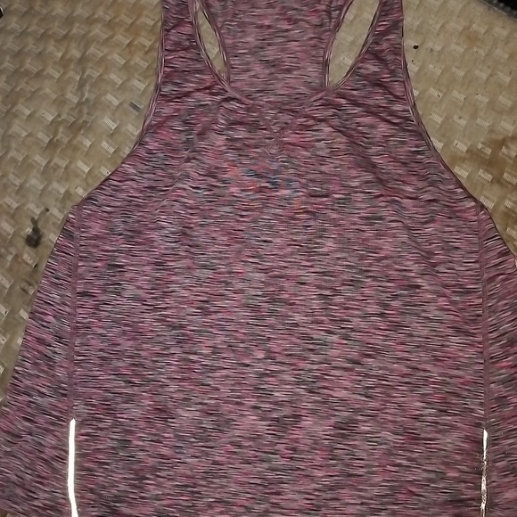 EUC MD Giam Multi Color Tank - Picture 2 of 5